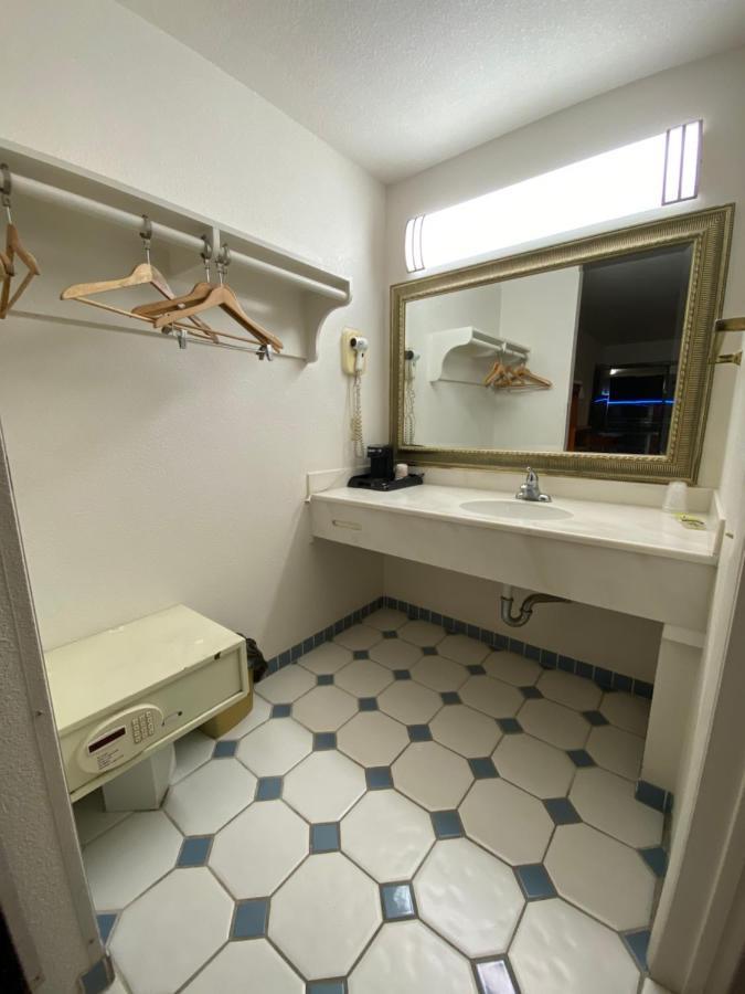 Americas Best Value Inn Pico Rivera East Los Angeles Εξωτερικό φωτογραφία